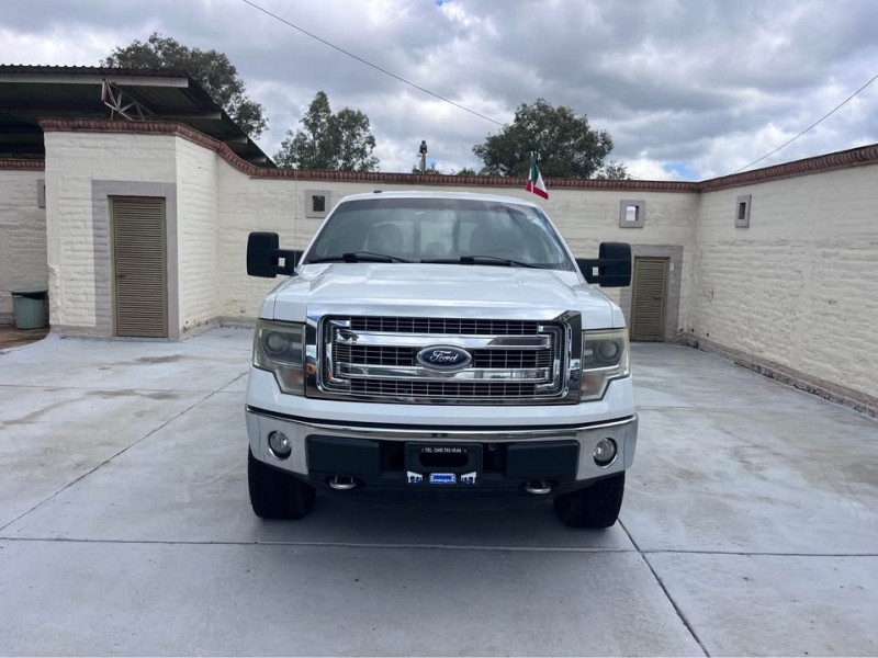 Ford F150 XLT CREW CAB 4X4 2014