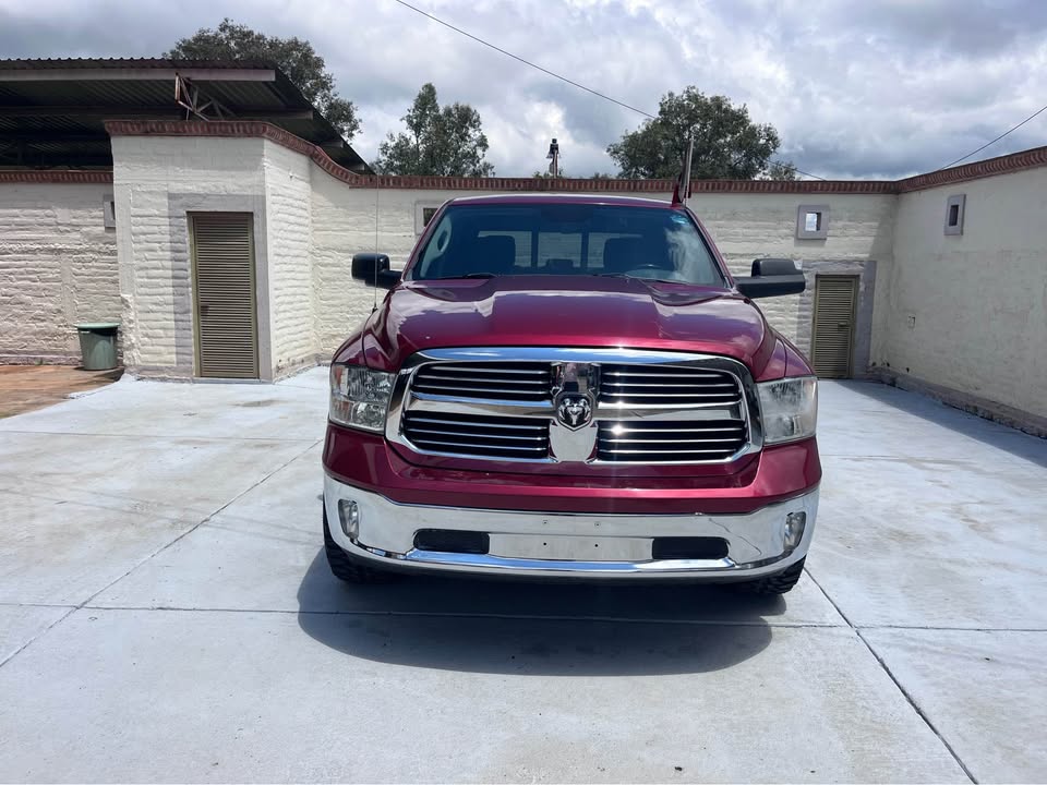 Dodge Ram 1500 Crew Cab Bighorn 2015