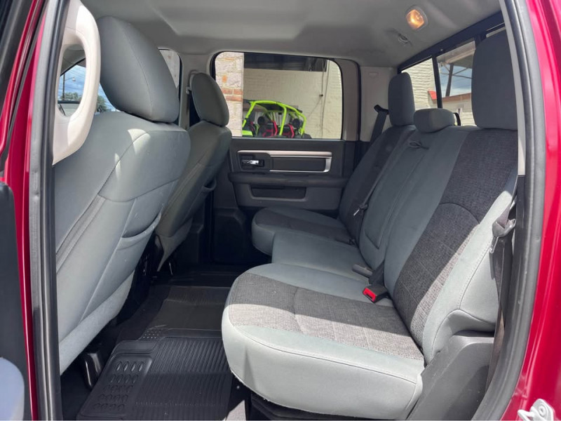 Dodge Ram 1500 Crew Cab Bighorn 2015