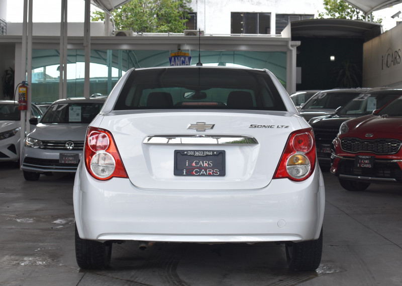 Chevrolet Sonic LTZ 2016