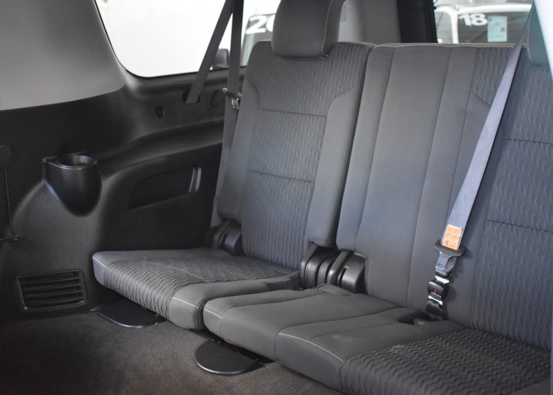 Chevrolet Suburban LS 2015