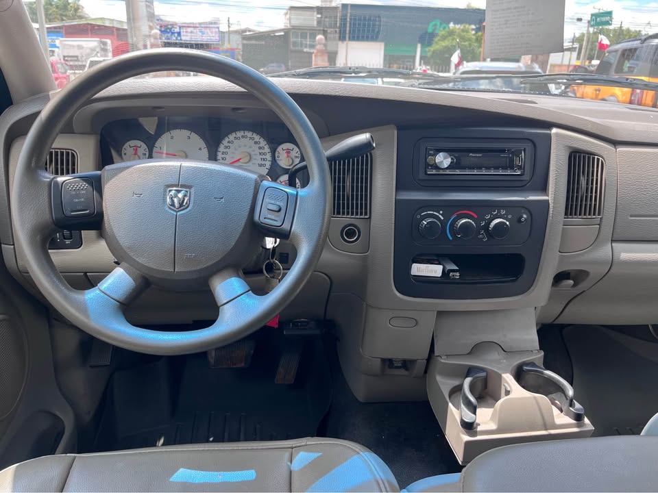 Dodge Ram 2500 L6 QUAD CAB DIESEL 4X2 2005