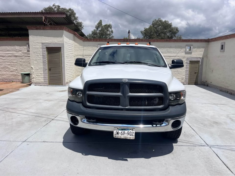 Dodge Ram 2500 L6 QUAD CAB DIESEL 4X2 2005