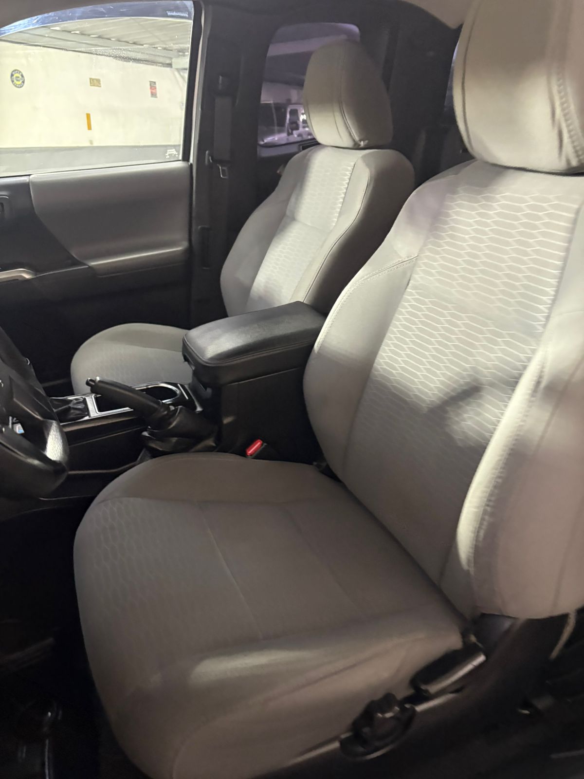 Toyota Tacoma super cab 2017