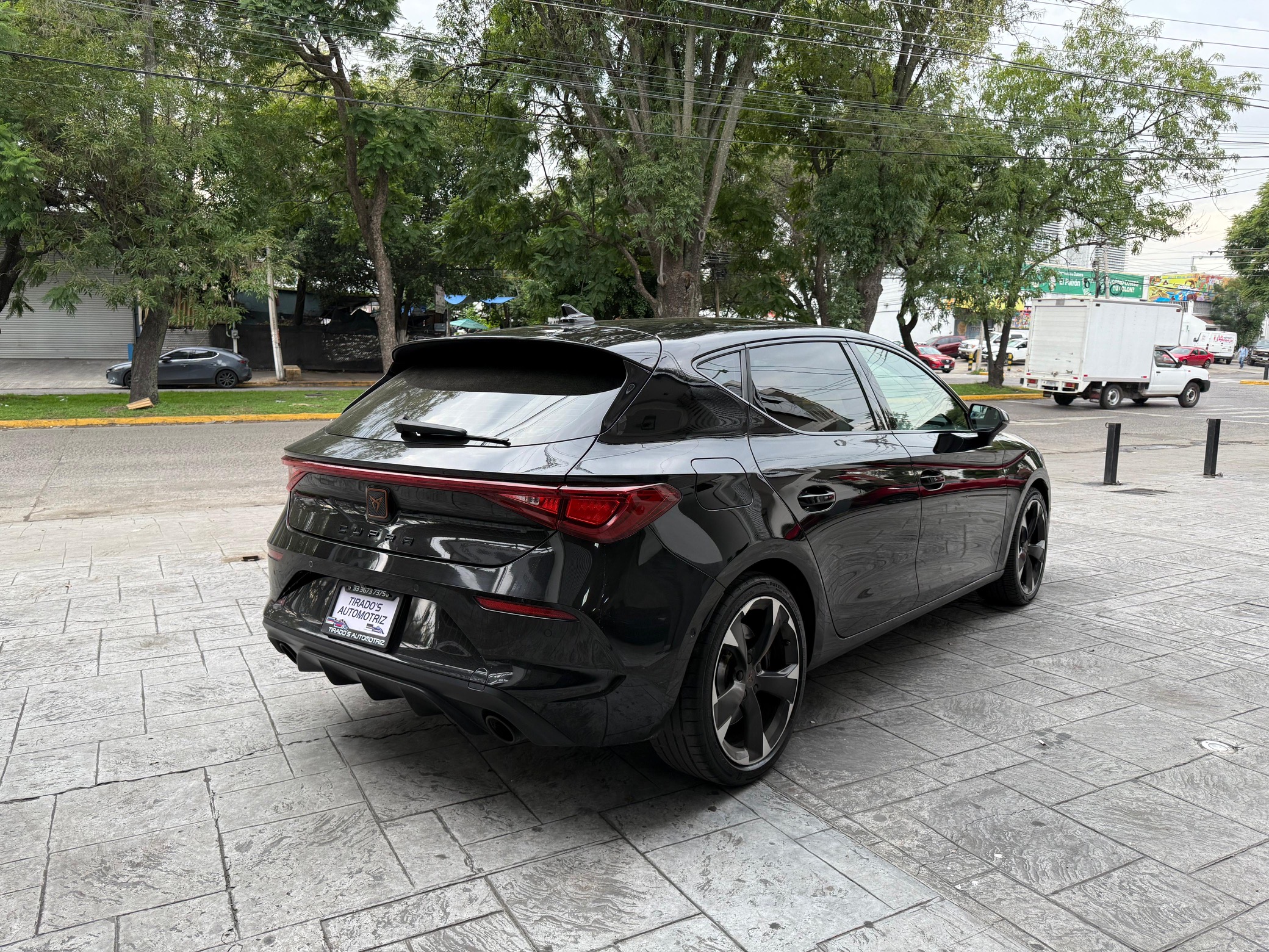 Cupra León 245 2023