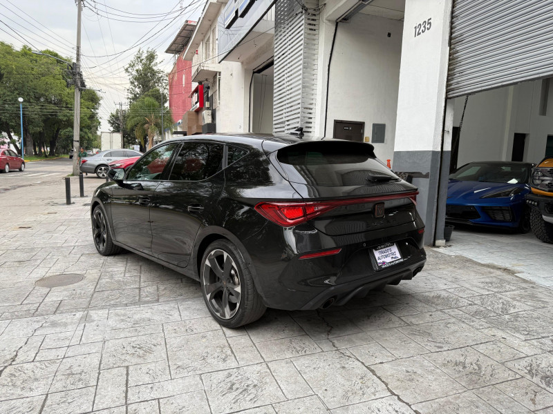Cupra León 245 2023