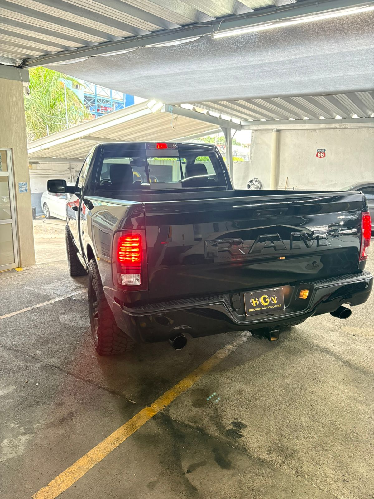 Dodge Ram 2500 V8 SLT R/T 2013