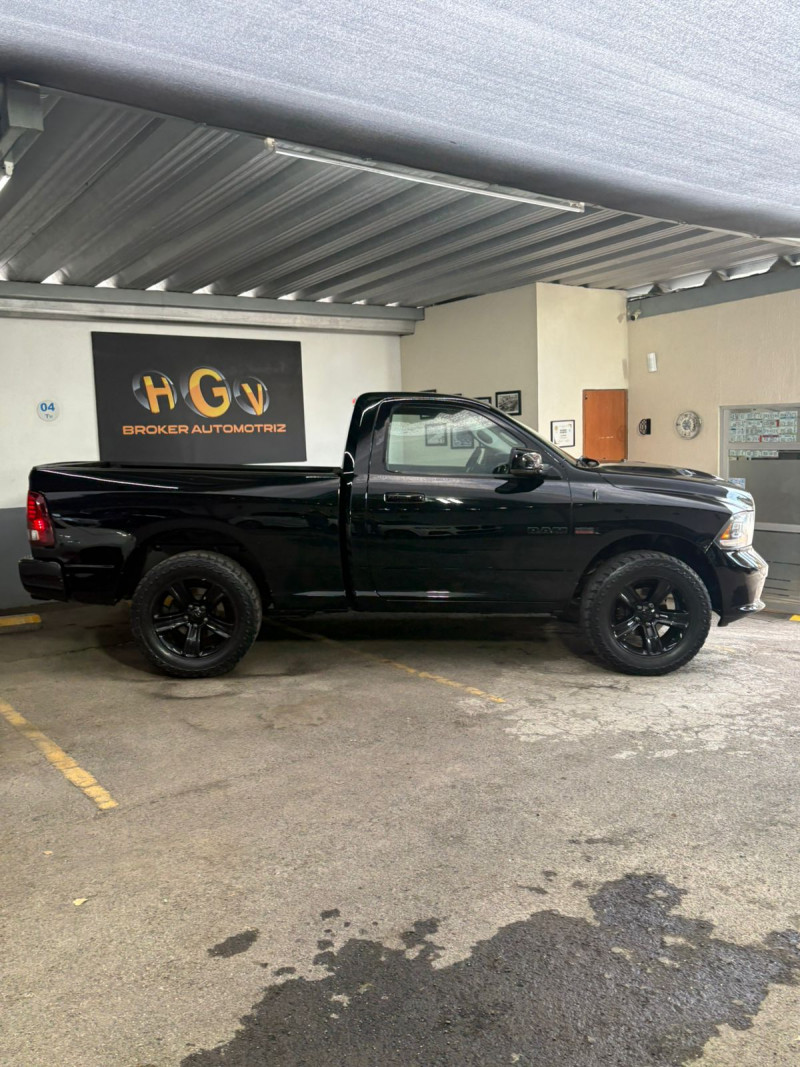 Dodge Ram 2500 V8 SLT R/T 2013