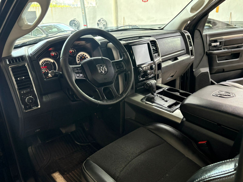 Dodge Ram 2500 V8 SLT R/T 2013