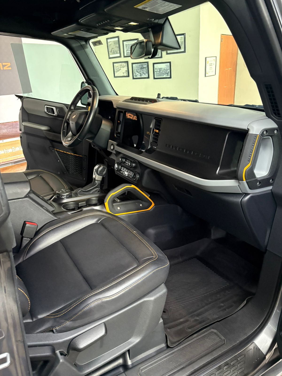 Ford Bronco badlands 2021