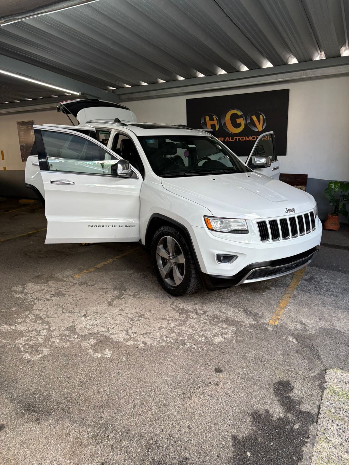 Jeep Grand Cherokee Límited Lujo 2015