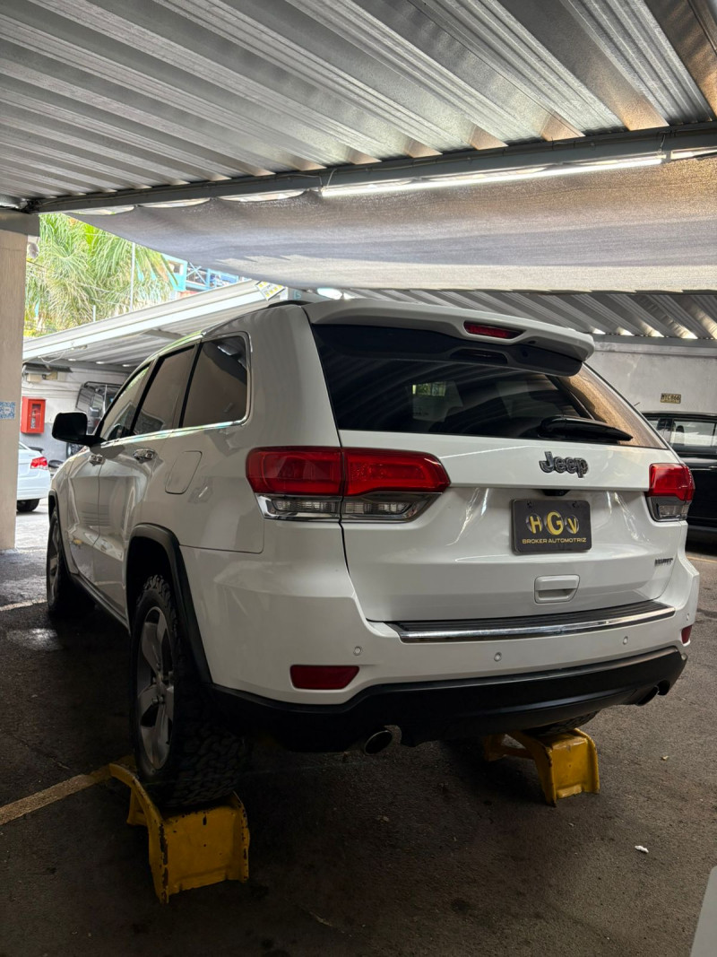Jeep Grand Cherokee Límited Lujo 2015