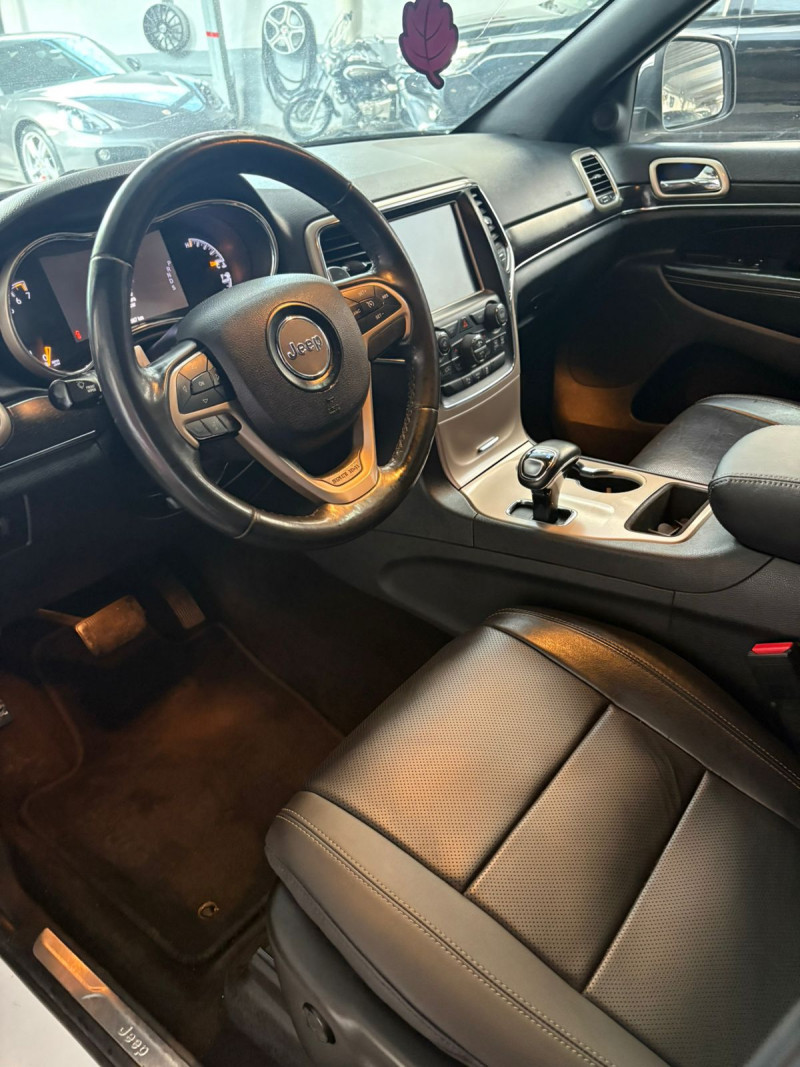 Jeep Grand Cherokee Límited Lujo 2015