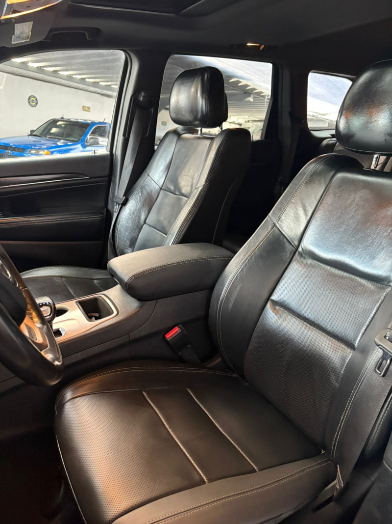 Jeep Grand Cherokee Límited Lujo 2015