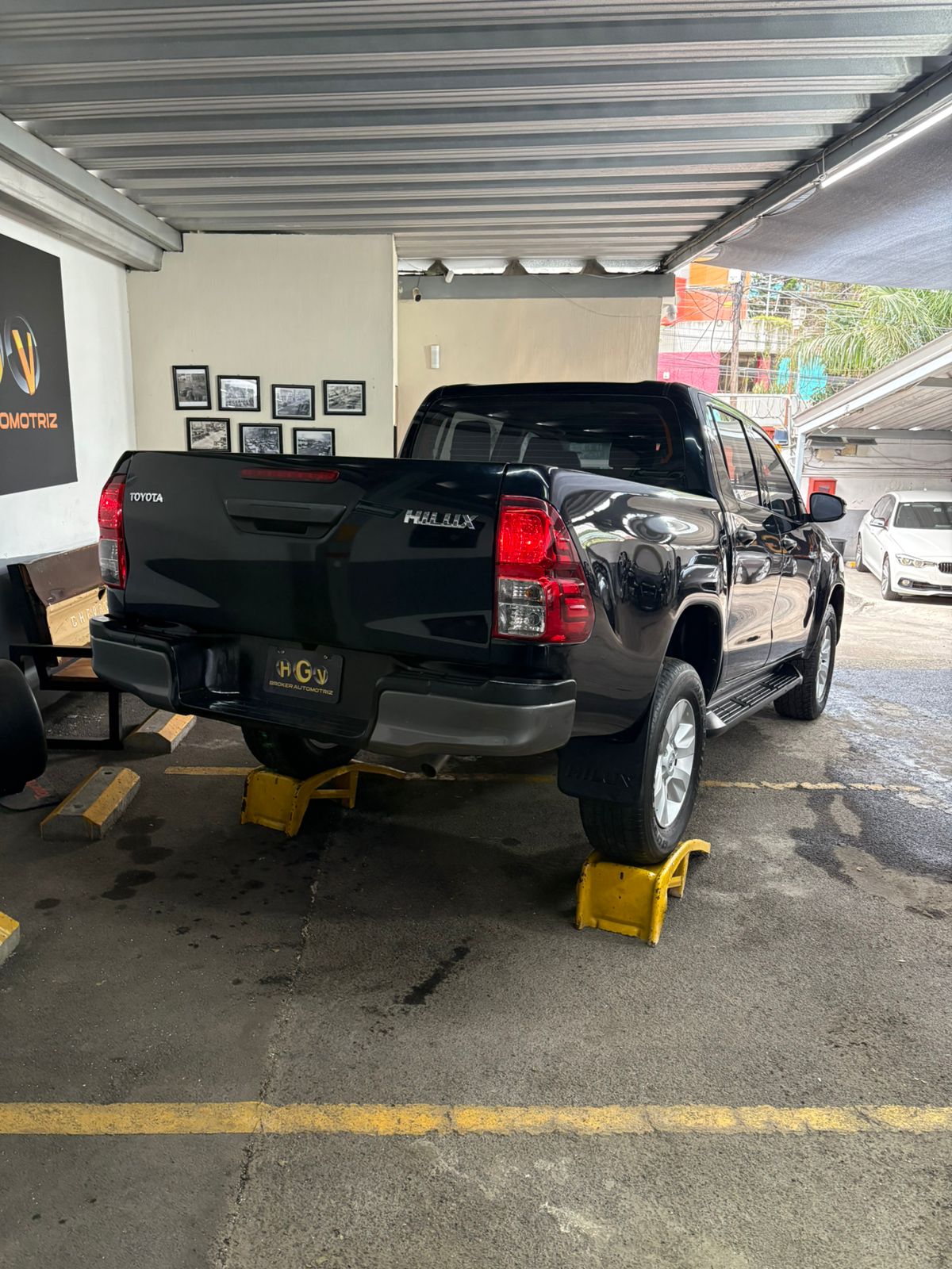 Toyota Hilux SR 2020