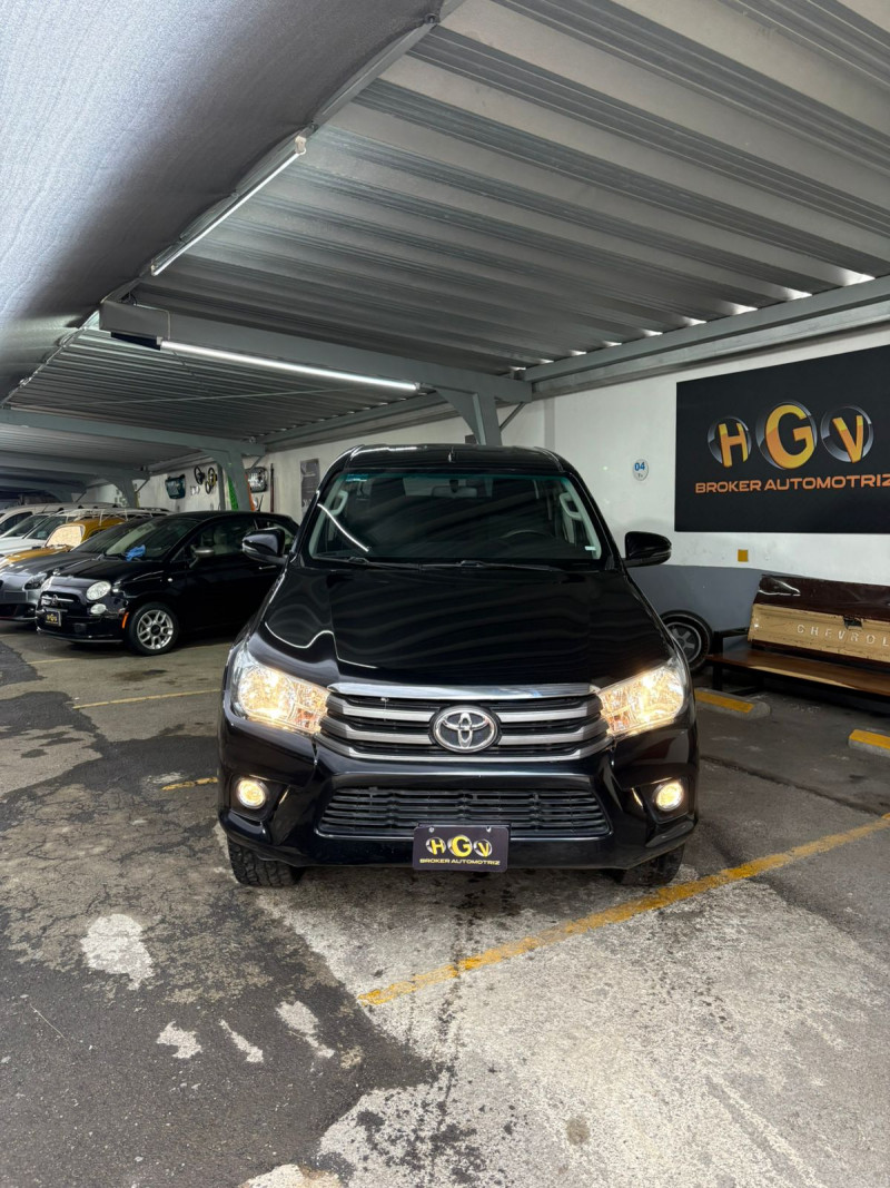 Toyota Hilux SR 2020