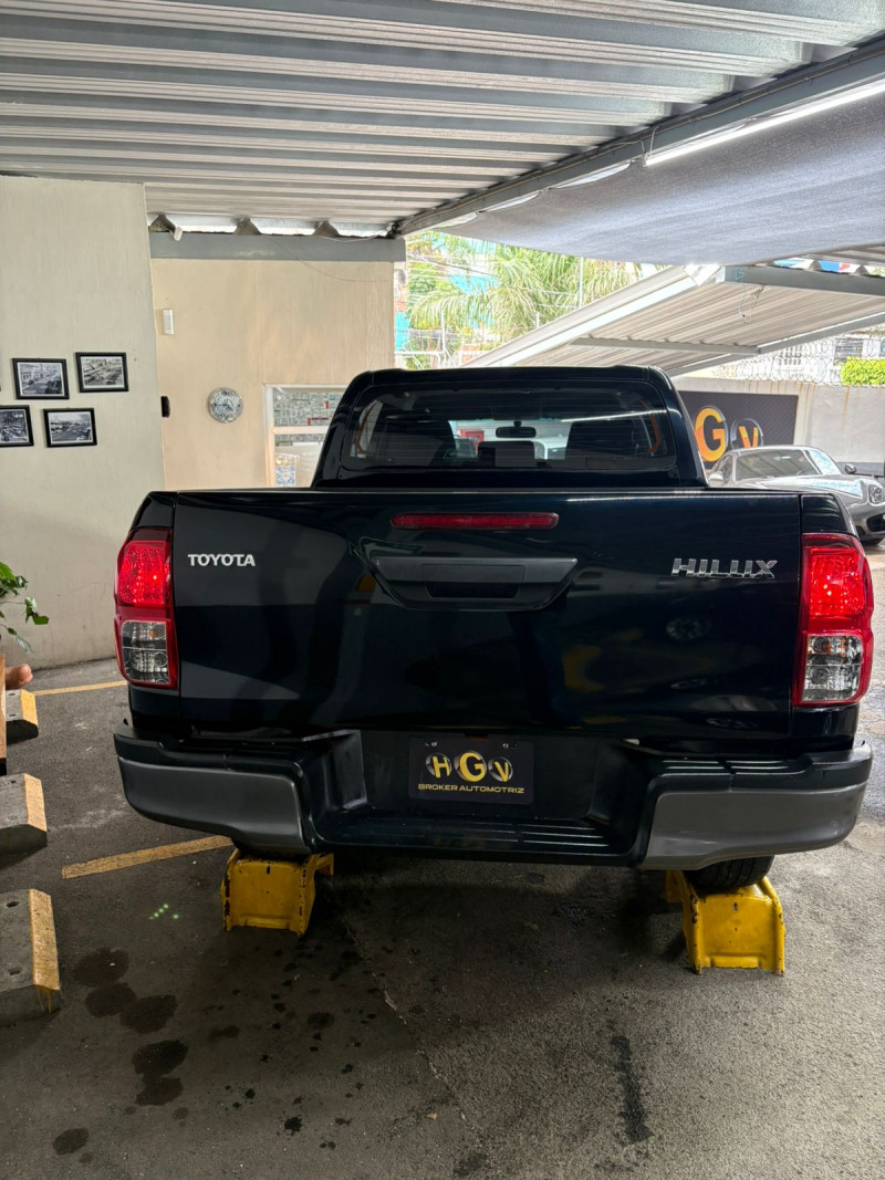 Toyota Hilux SR 2020