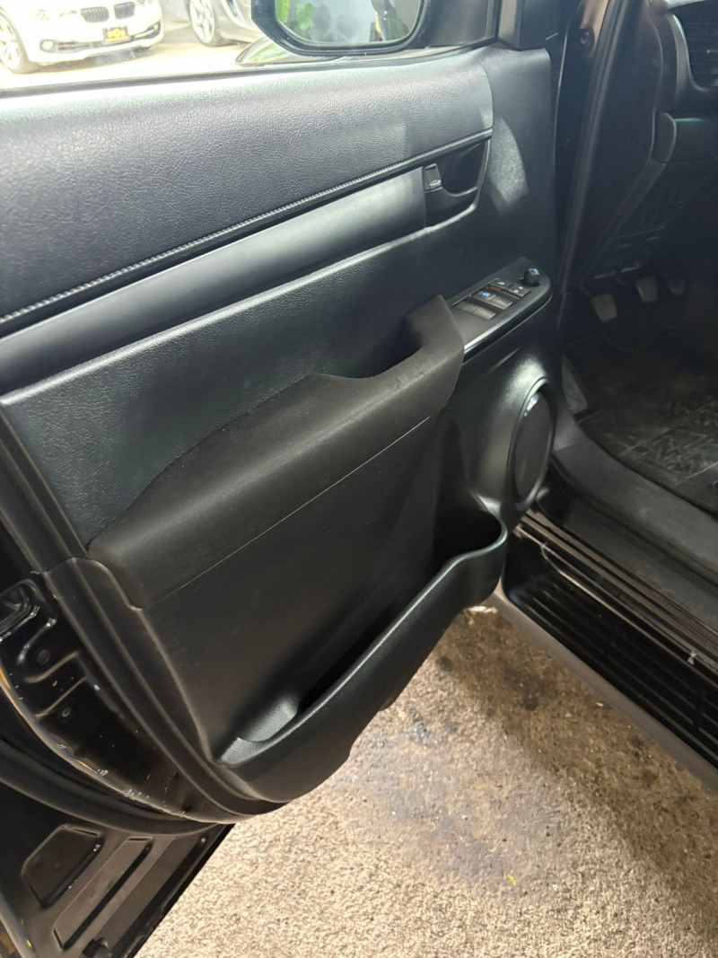 Toyota Hilux SR 2020