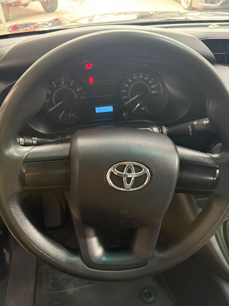 Toyota Hilux SR 2020