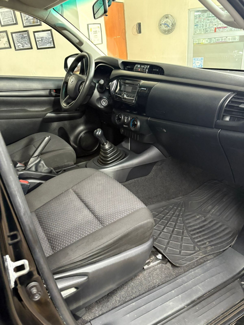 Toyota Hilux SR 2020