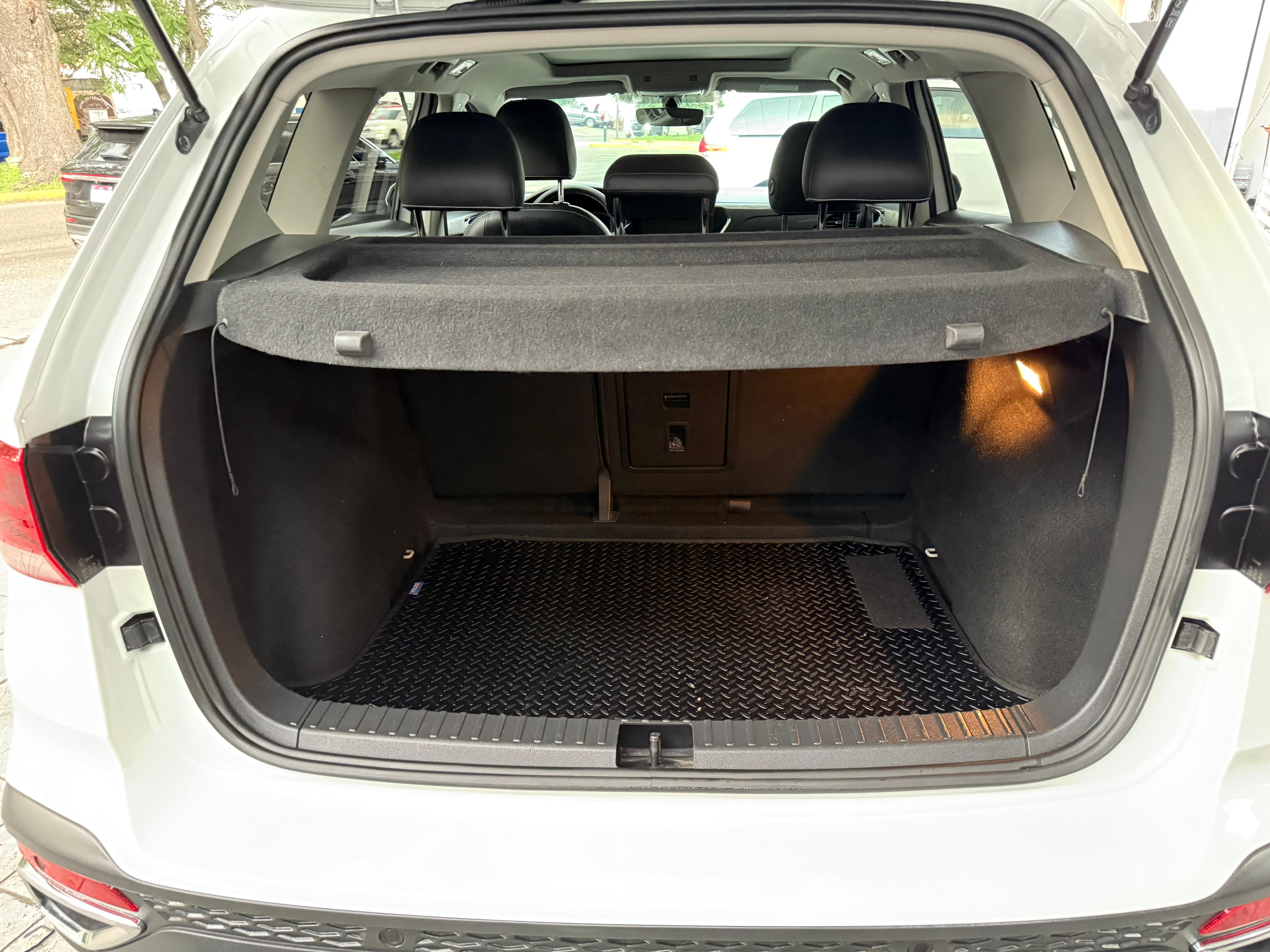 Volkswagen Taos highline 2024
