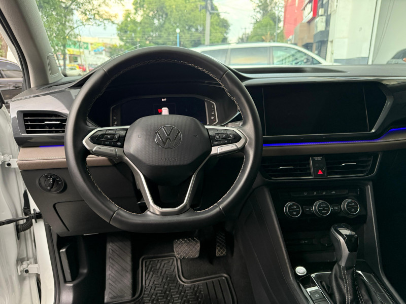 Volkswagen Taos highline 2024