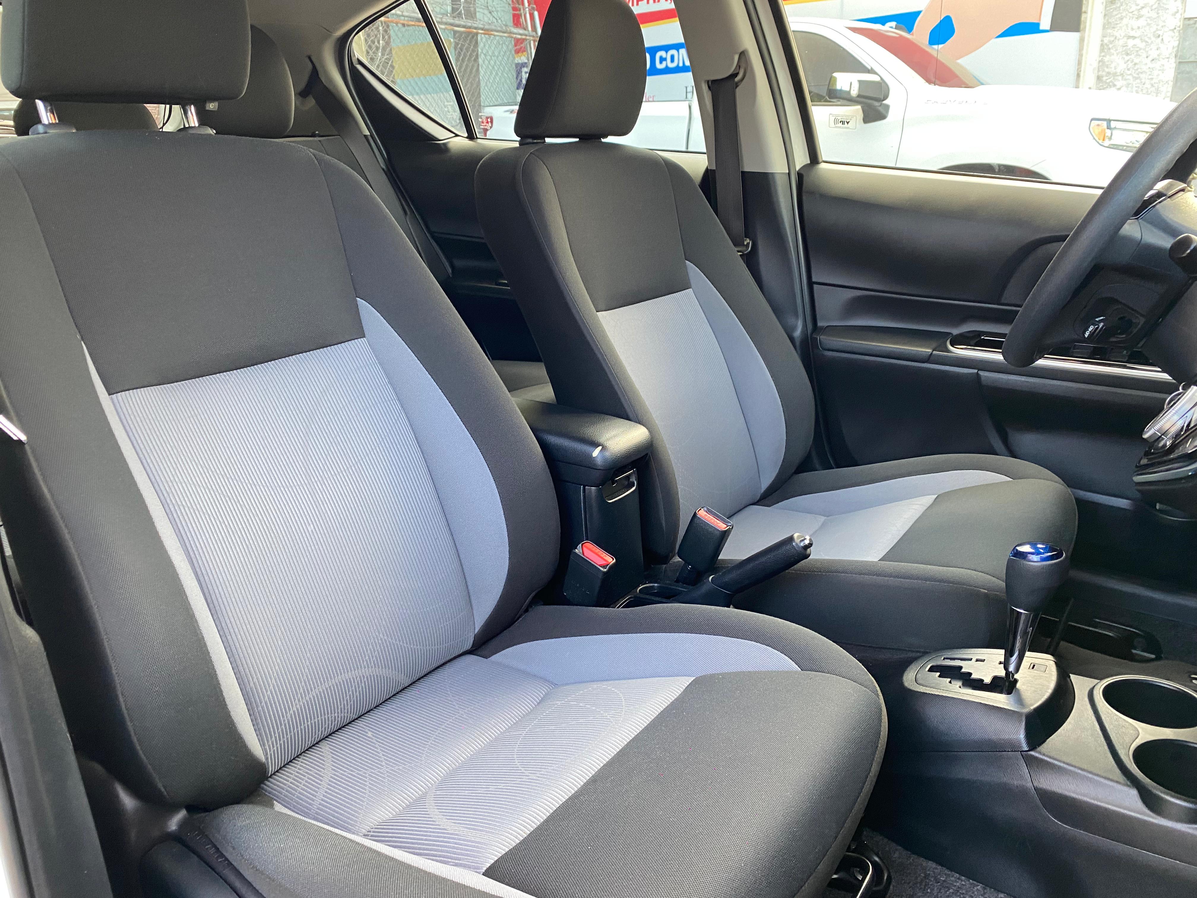 Toyota Prius HB C Híbrido 2020