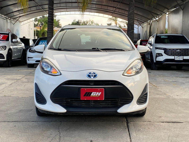 Toyota Prius HB C Híbrido 2020
