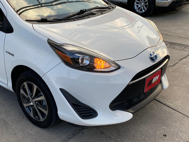 Toyota Prius HB C Híbrido 2020