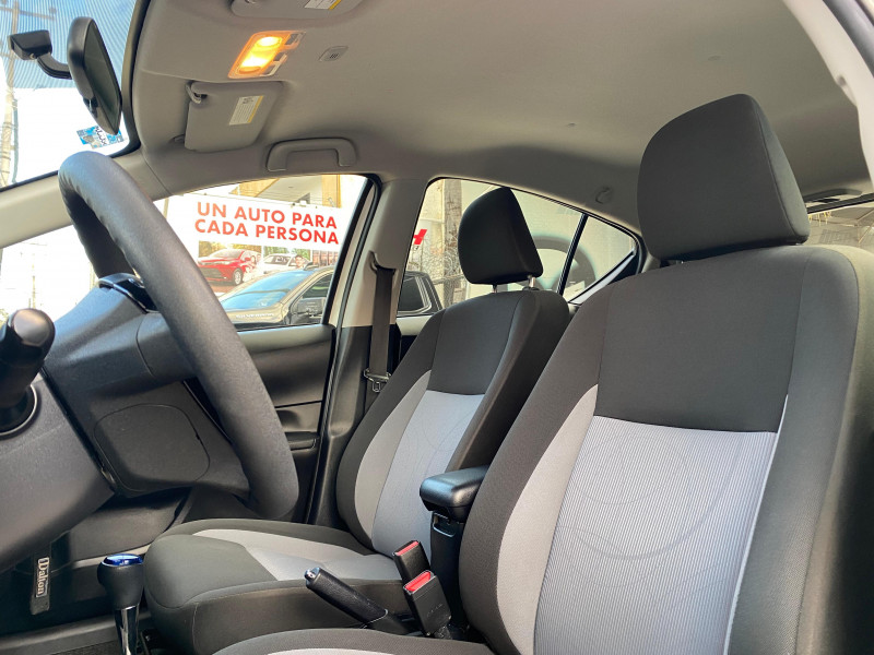 Toyota Prius HB C Híbrido 2020
