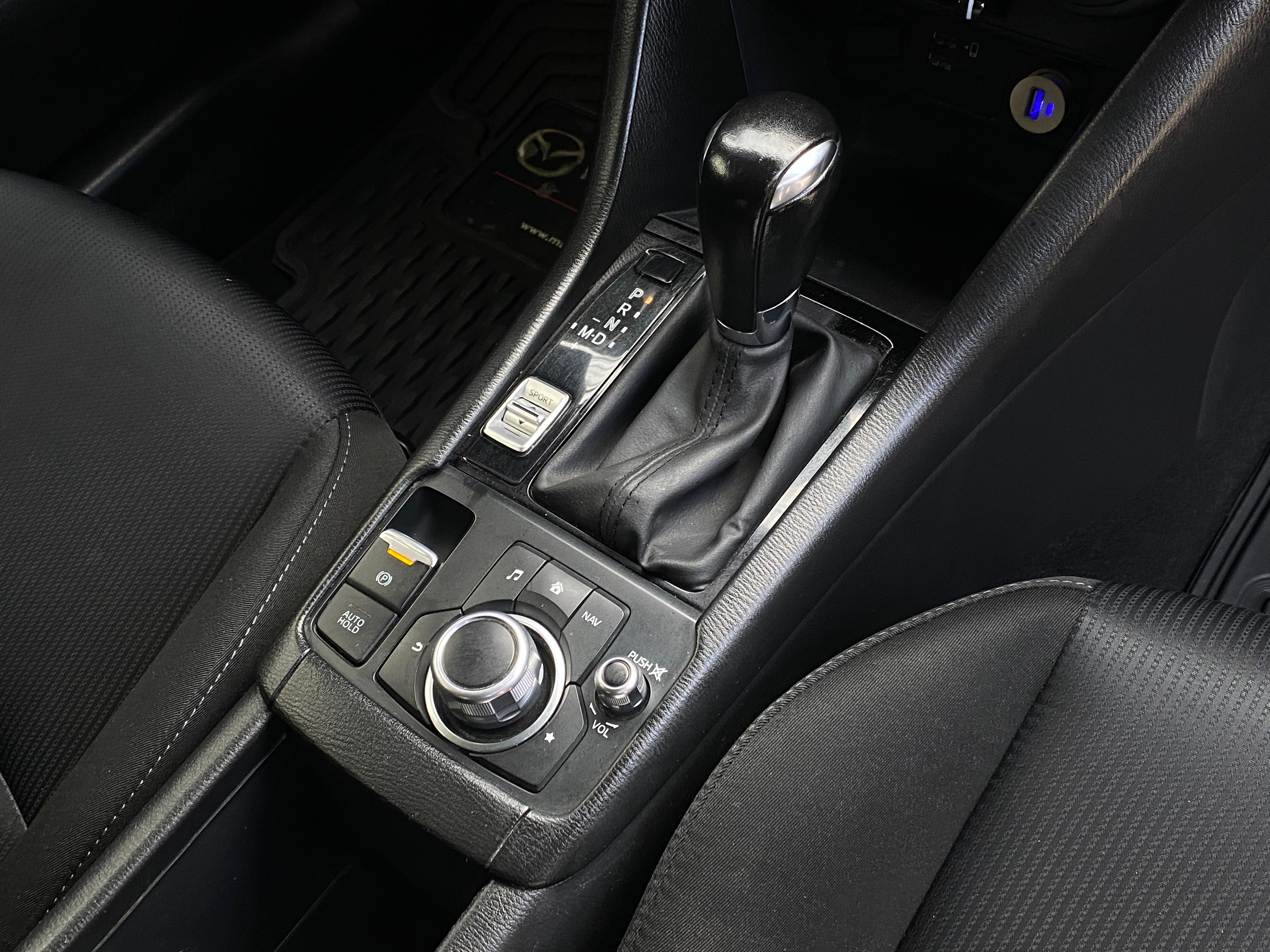 Mazda CX-3 i Sport 2021