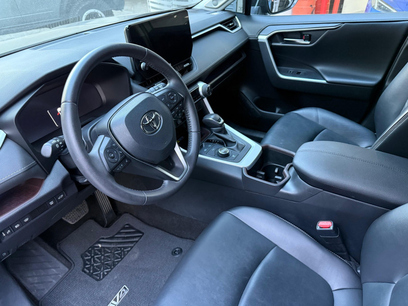 Toyota RAV4 LIMITED HYBRIDA 2024