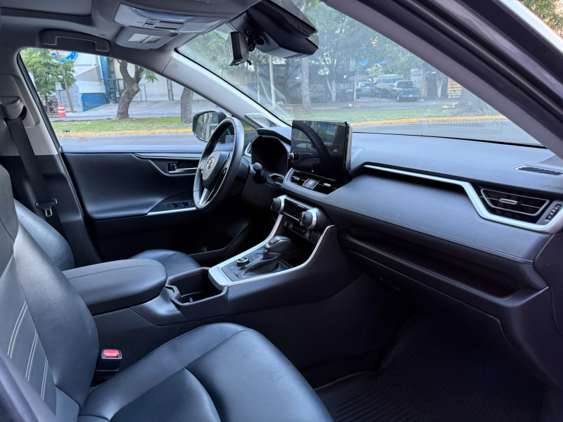 Toyota RAV4 LIMITED HYBRIDA 2024