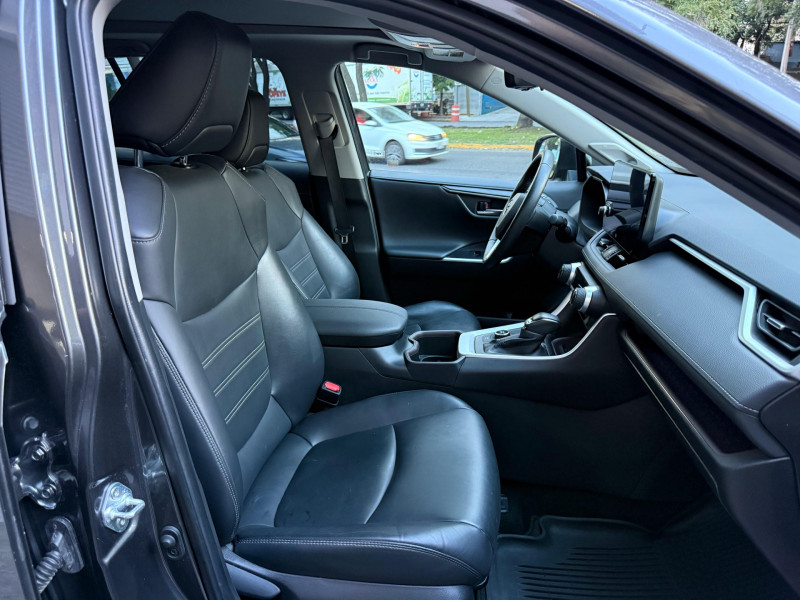 Toyota RAV4 LIMITED HYBRIDA 2024