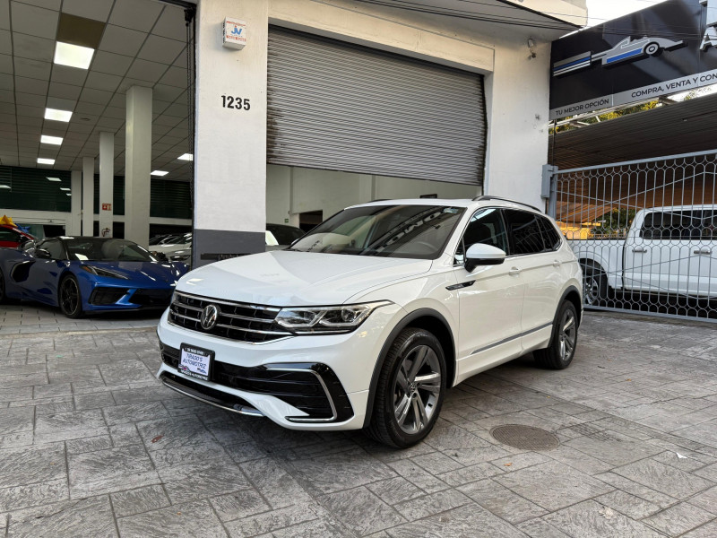 Volkswagen Tiguan R LINE 2023