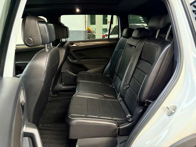 Volkswagen Tiguan R LINE 2023