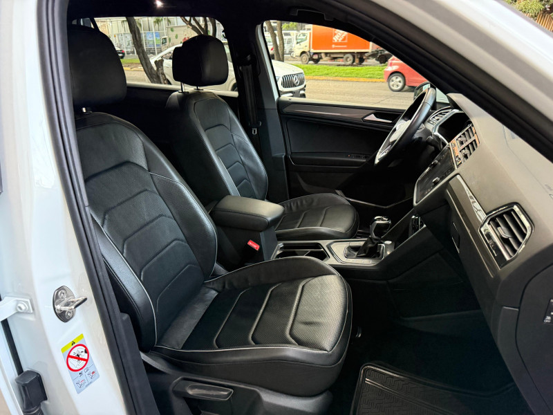 Volkswagen Tiguan R LINE 2023