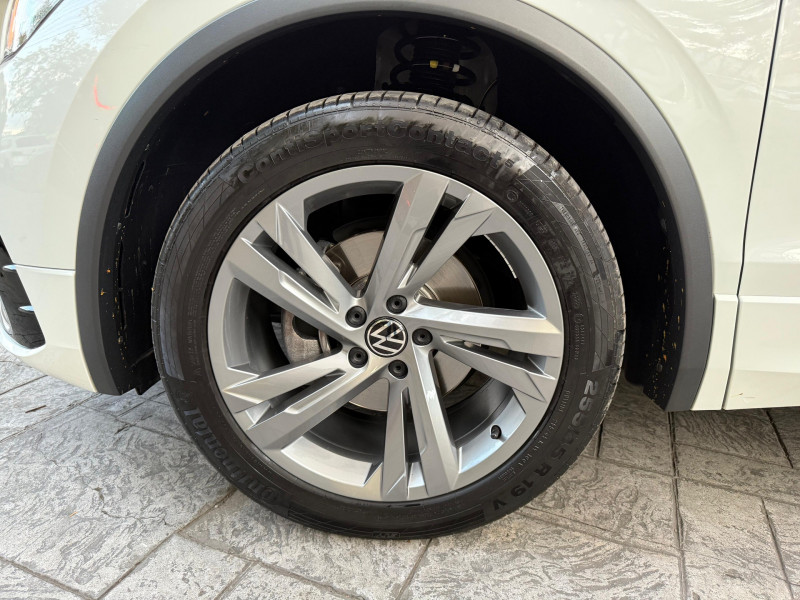 Volkswagen Tiguan R LINE 2023