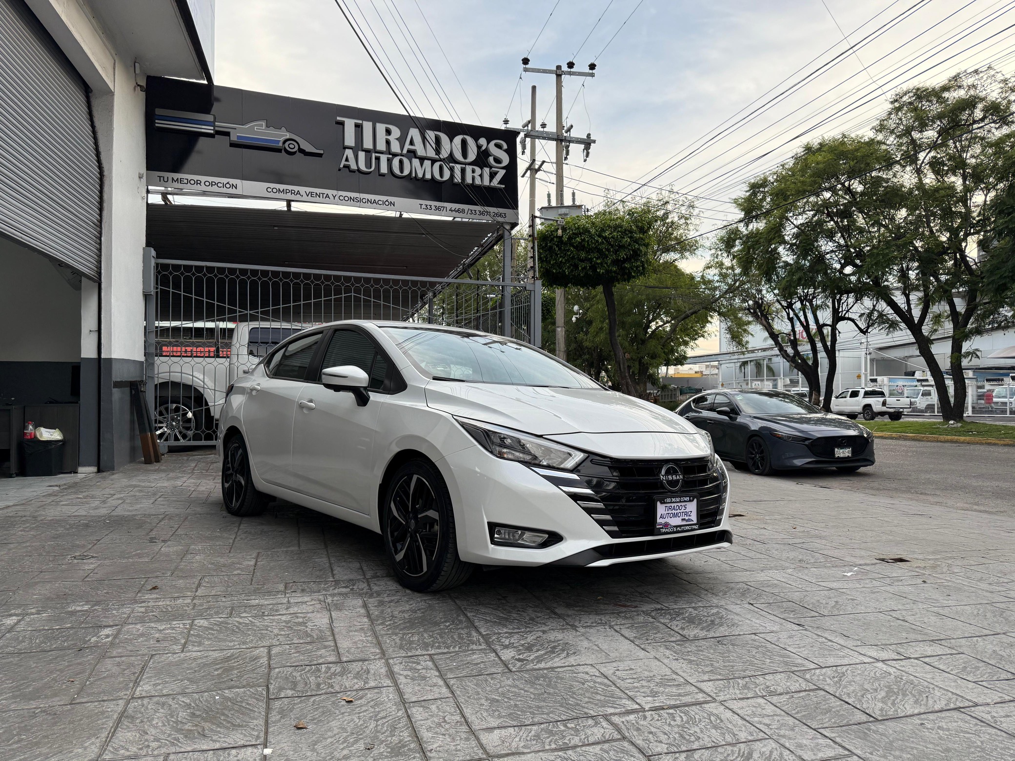 Nissan Versa EXCLUSIVE PIEL 2023
