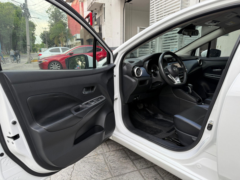 Nissan Versa EXCLUSIVE PIEL 2023