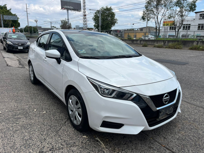 Nissan Versa Sense 2020