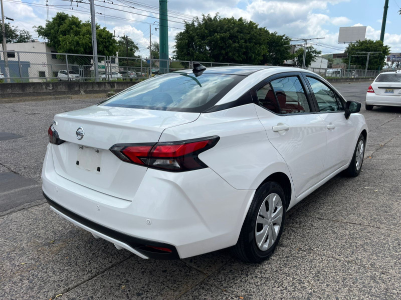Nissan Versa Sense 2020