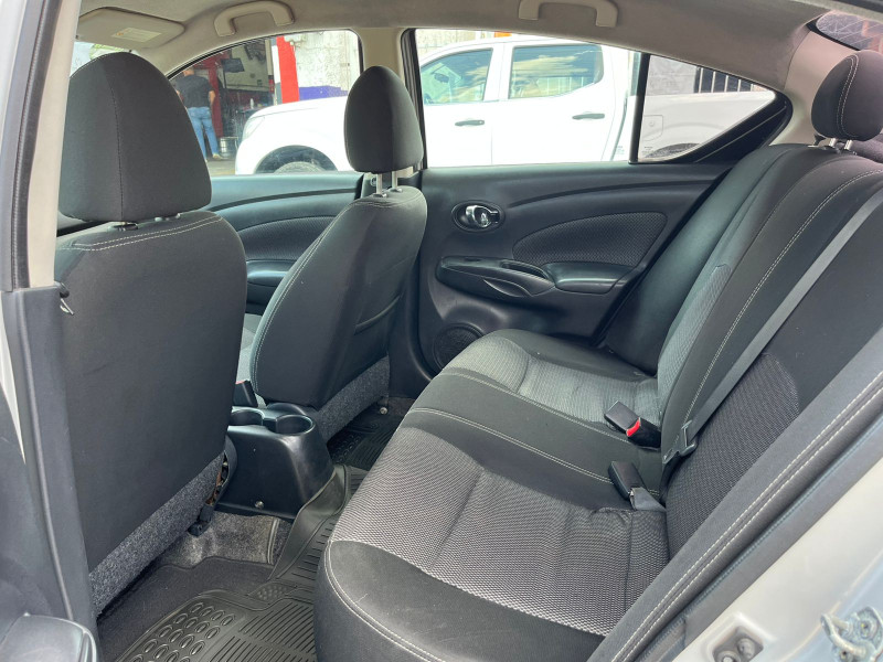 Nissan Versa Advance 2018