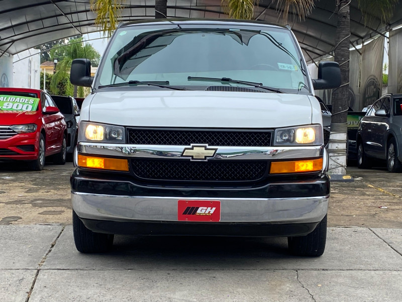 Chevrolet Express Van De Bello Van 6 Pasajeros 2014