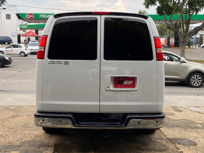 Chevrolet Express Van De Bello Van 6 Pasajeros 2014