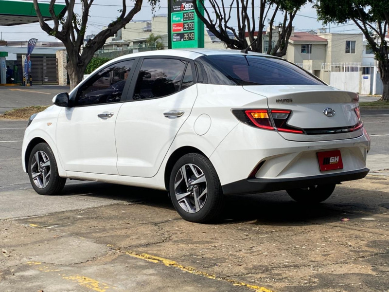 Hyundai Grand i10 GLS 2023