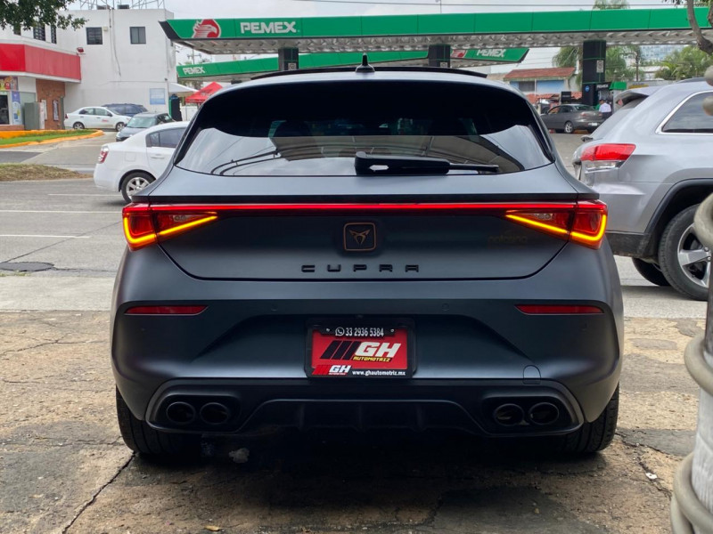 Cupra León Cupra R 2022