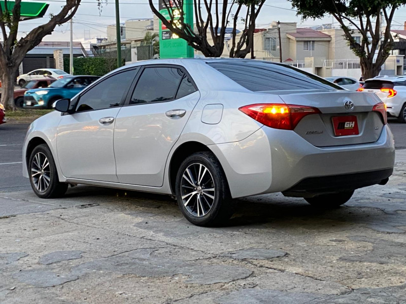 Toyota Corolla LE CVT 2024