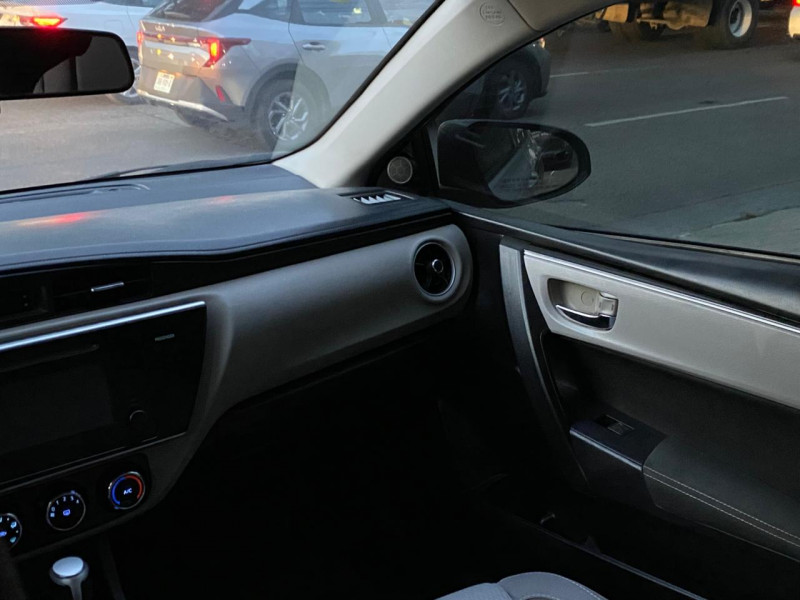 Toyota Corolla LE CVT 2024