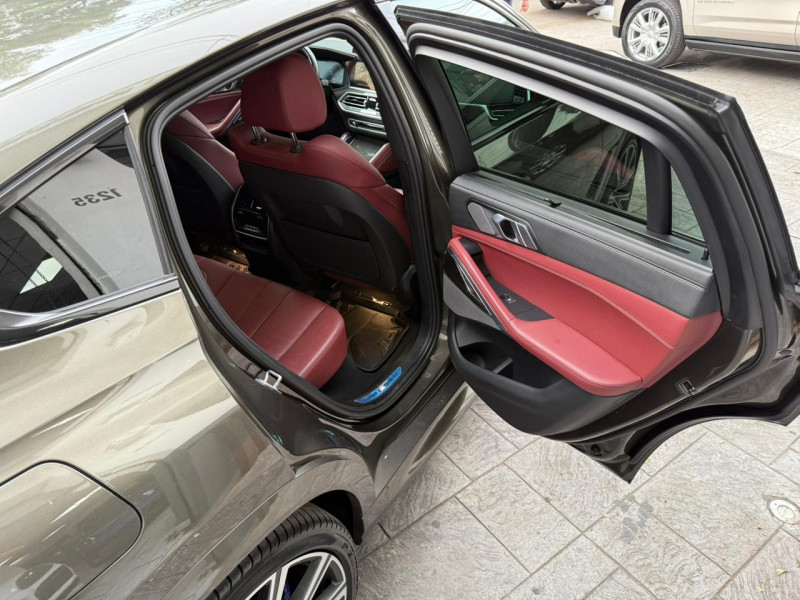 BMW X6 50i M 2023